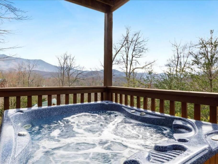 Breathtaking Views Of The Smokies, 3 Mins To Gatlinburg Villa Kültér fotó