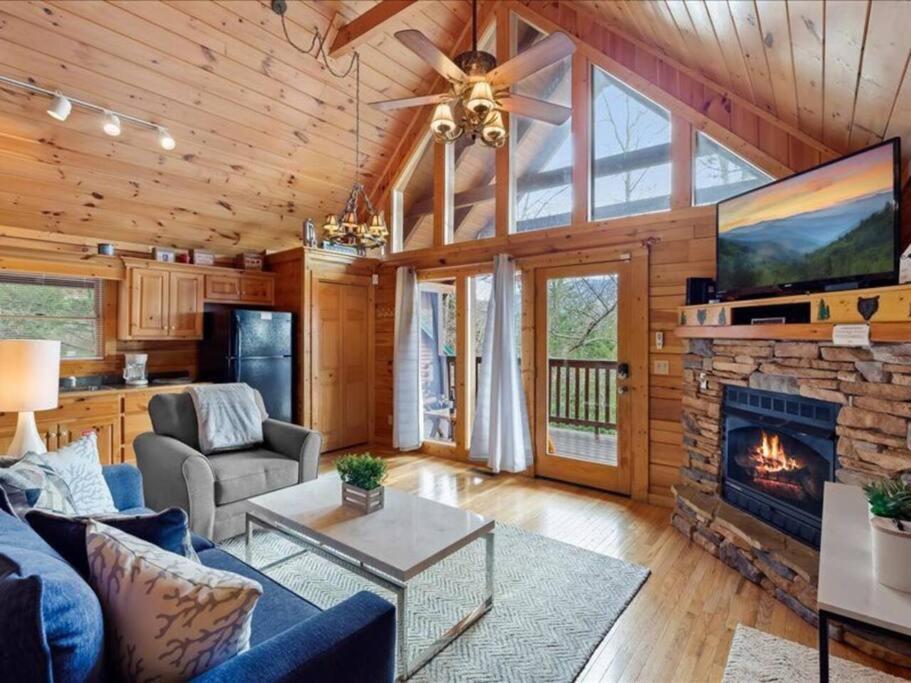 Breathtaking Views Of The Smokies, 3 Mins To Gatlinburg Villa Kültér fotó
